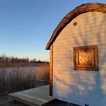 Zulawska Zielona Przystan, Caloroczny Domek Na Kolach Holiday park Izbiska