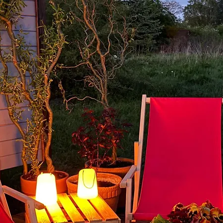 Zulawska Zielona Przystan, Caloroczny Na Kolach Sikorka Holiday park